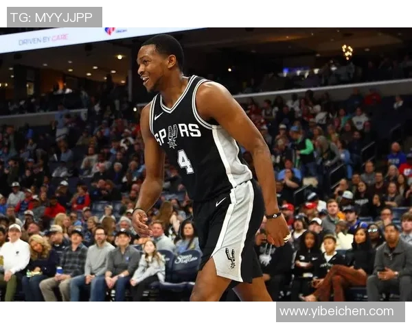 文班在移动中接球威胁显著马刺应加强战术调整以提升进攻效率