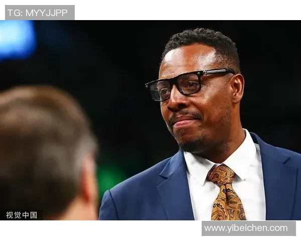 撒钱与女孩之间的微妙关系皮尔斯的幽默回应引发热议