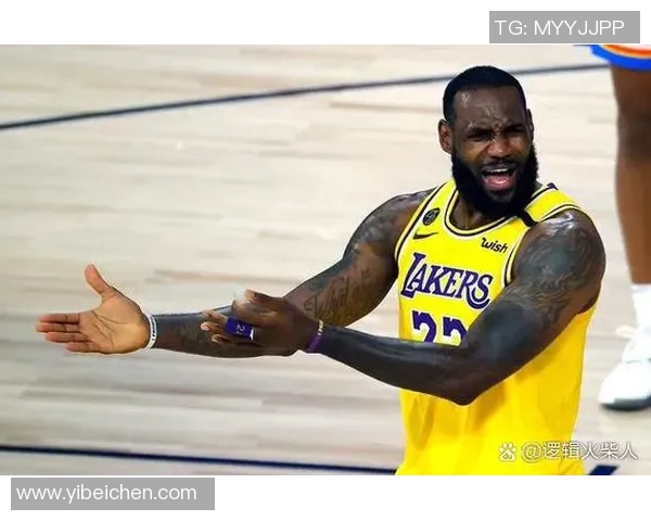 詹姆斯状态回暖过去7场表现出色场均279分79板76助命中率高达55