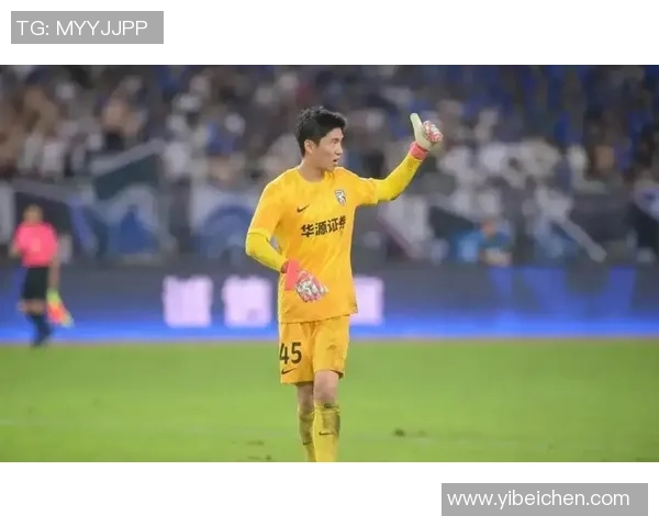 武汉三镇门将魏黾哲正式租借加盟深圳新鹏城开启新征程